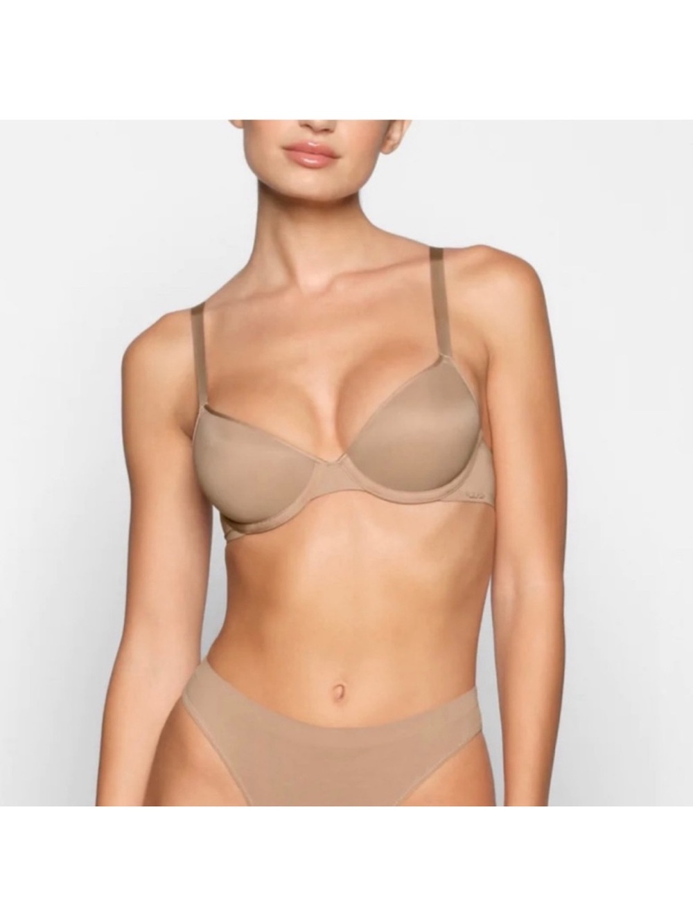 NWT Skims Weightless Demi Bra 36H
Taupe Front